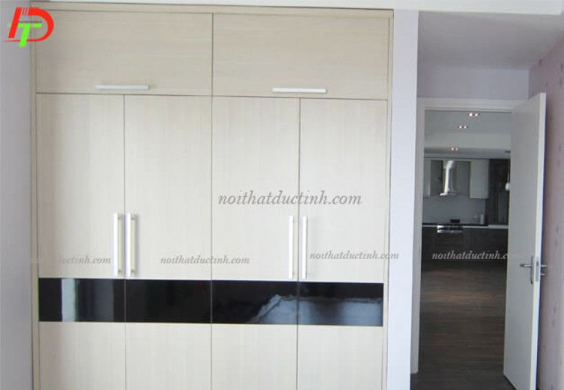 Tủ quần áo âm tường tiện dụng TA59
