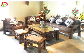 Bàn ghế gỗ đẹp tạo điểm nhấn hiện đại cho không gian phòng khách 