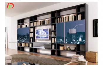 Kệ tivi kết hợp với giá sách cho không gian nội thất thêm sang trọng