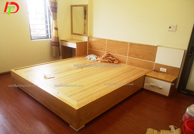 Giường hộp gỗ tự nhiên GN22